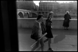 #12: Woman and Pont Neuf